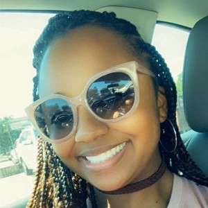 Meet your Posher, Charnele